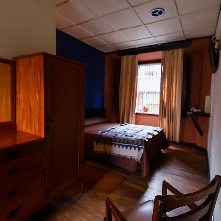 Hotel Modelo Quetzaltenango Chambre photo