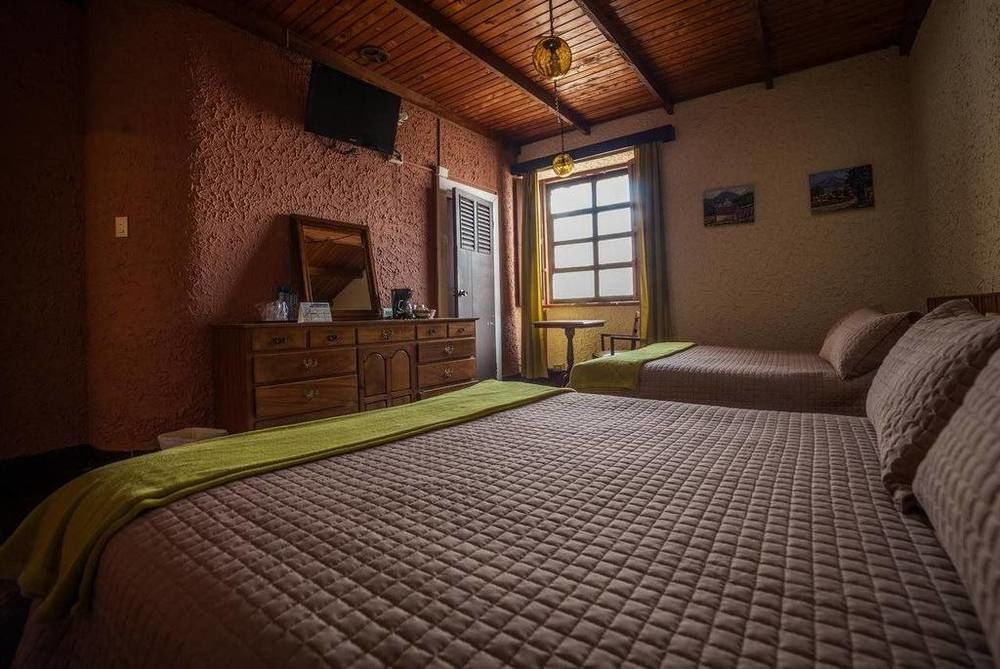 Hotel Modelo Quetzaltenango Extérieur photo