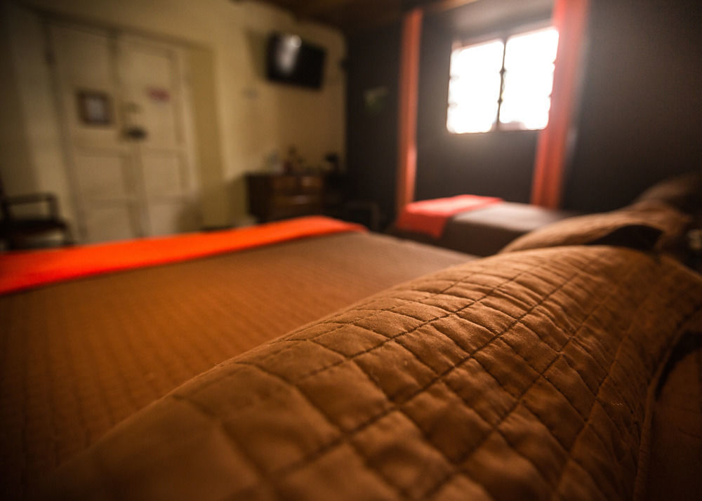 Hotel Modelo Quetzaltenango Extérieur photo