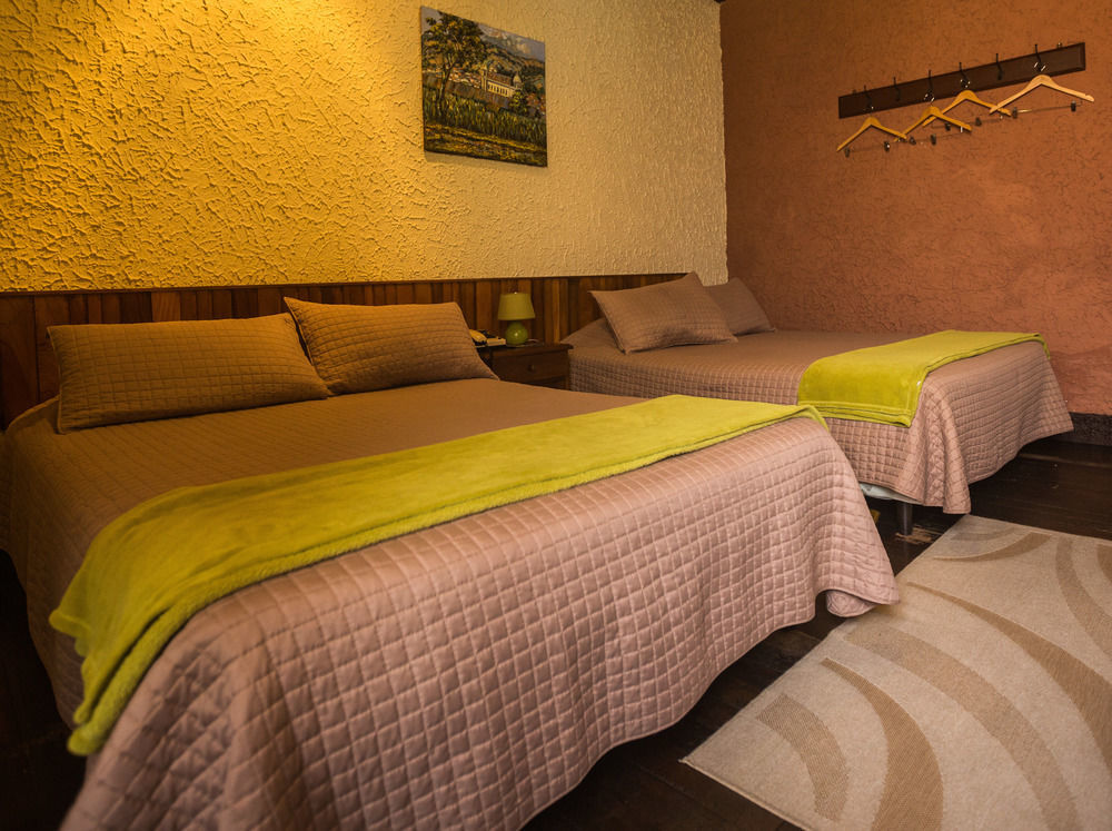 Hotel Modelo Quetzaltenango Extérieur photo