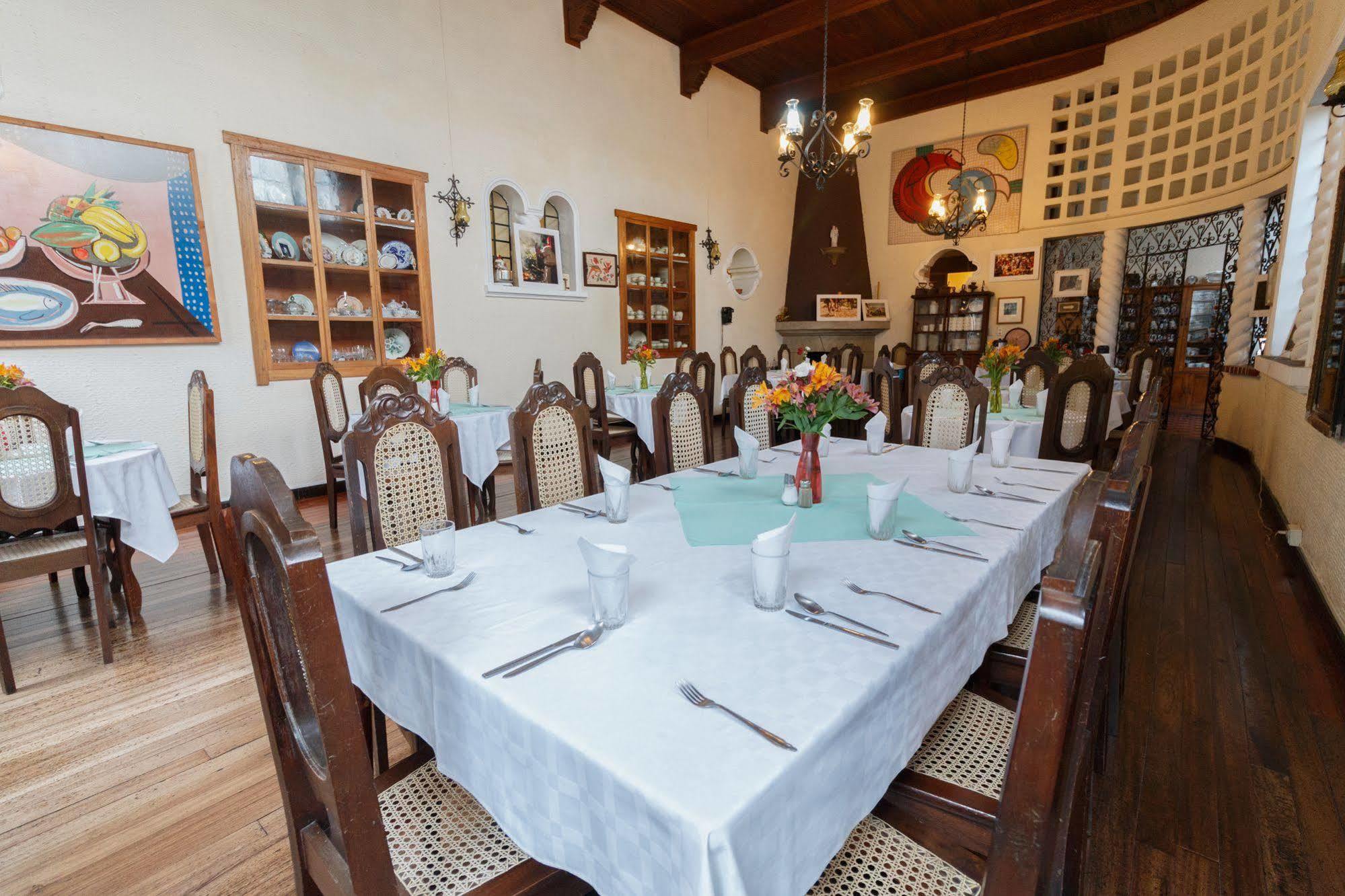 Hotel Modelo Quetzaltenango Extérieur photo