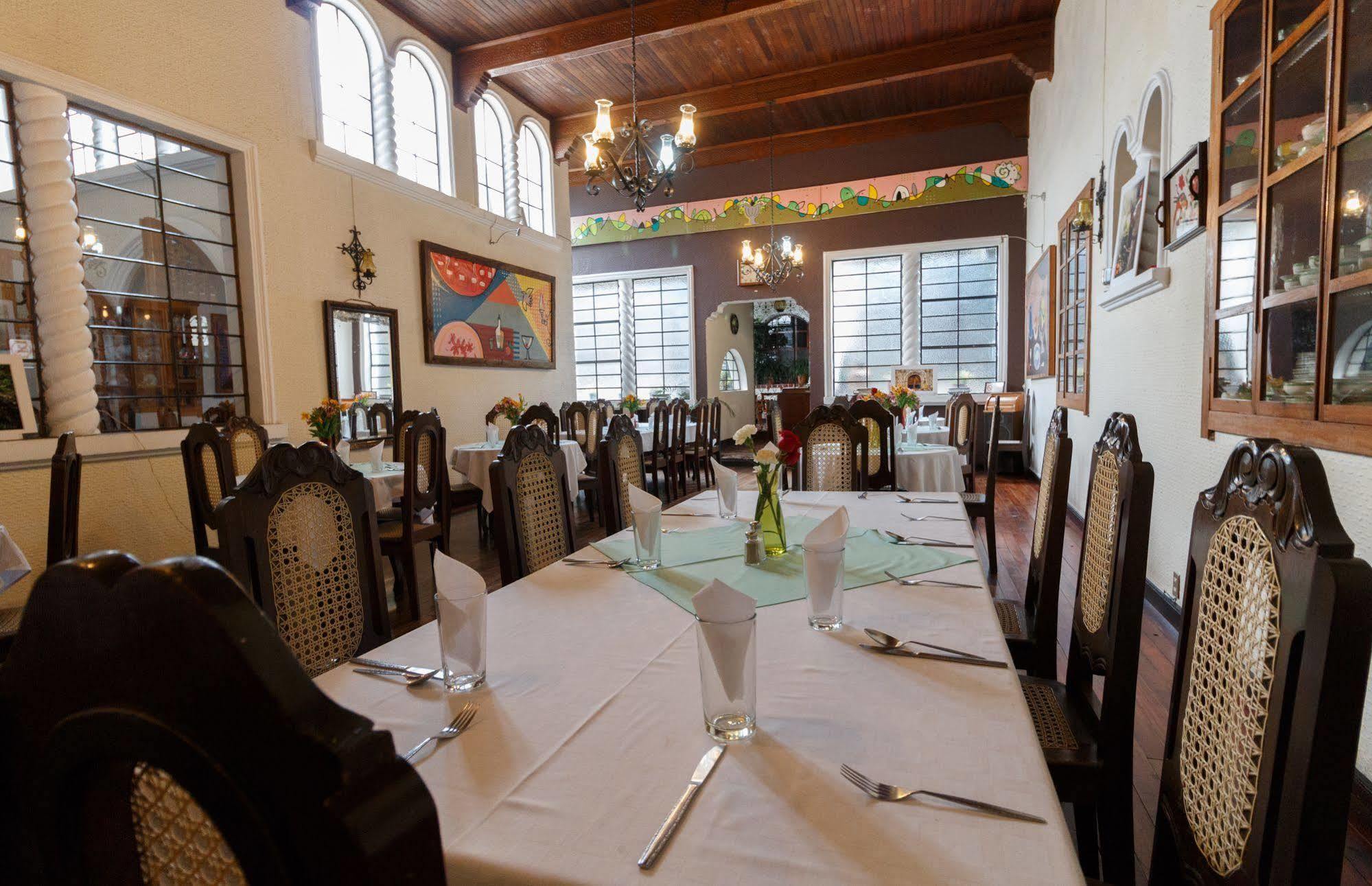 Hotel Modelo Quetzaltenango Extérieur photo