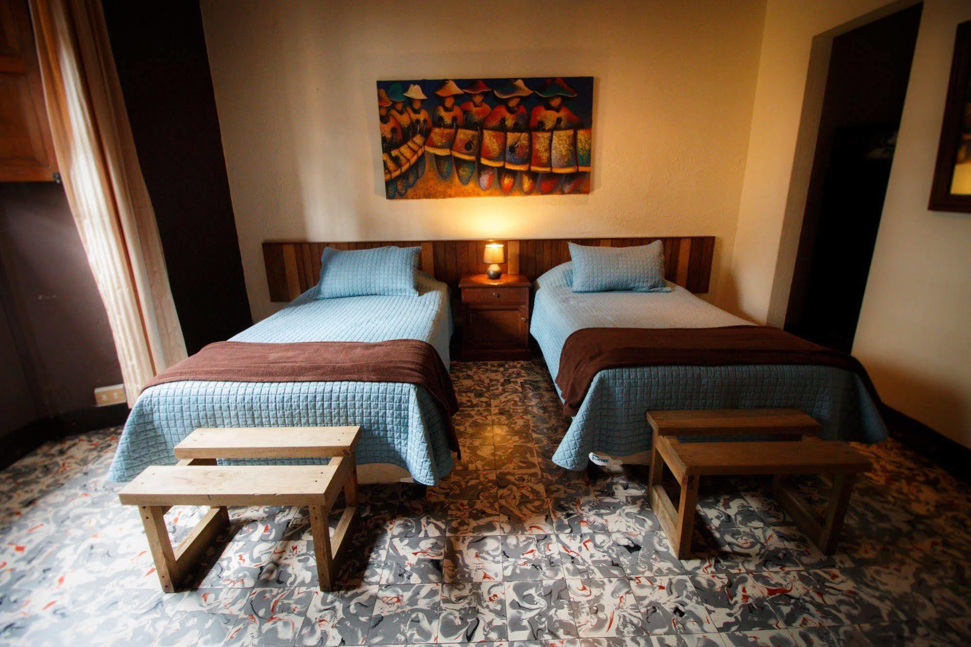 Hotel Modelo Quetzaltenango Extérieur photo